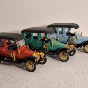 Modele samochodu Torpedo, rocznik 1912, z fabryki Russo-Bałt [3 sztuki]