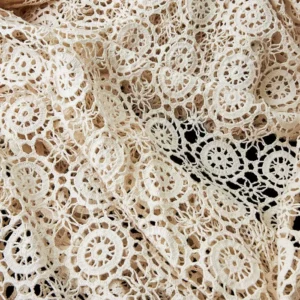 Obrus koronkowy, haftowany, rekwizyt z filmu "Hilma", wym. 270x240 cm, pocz. XX w., art deco - wkrótce dostępny w sprzedaży