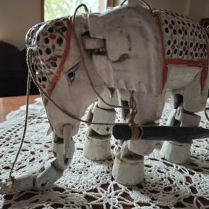 Ręcznie rzeźbiony słoń -marionetka, Indie Brytyjskie lata 30 XX w. - wkrótce dostępny w sprzedaży